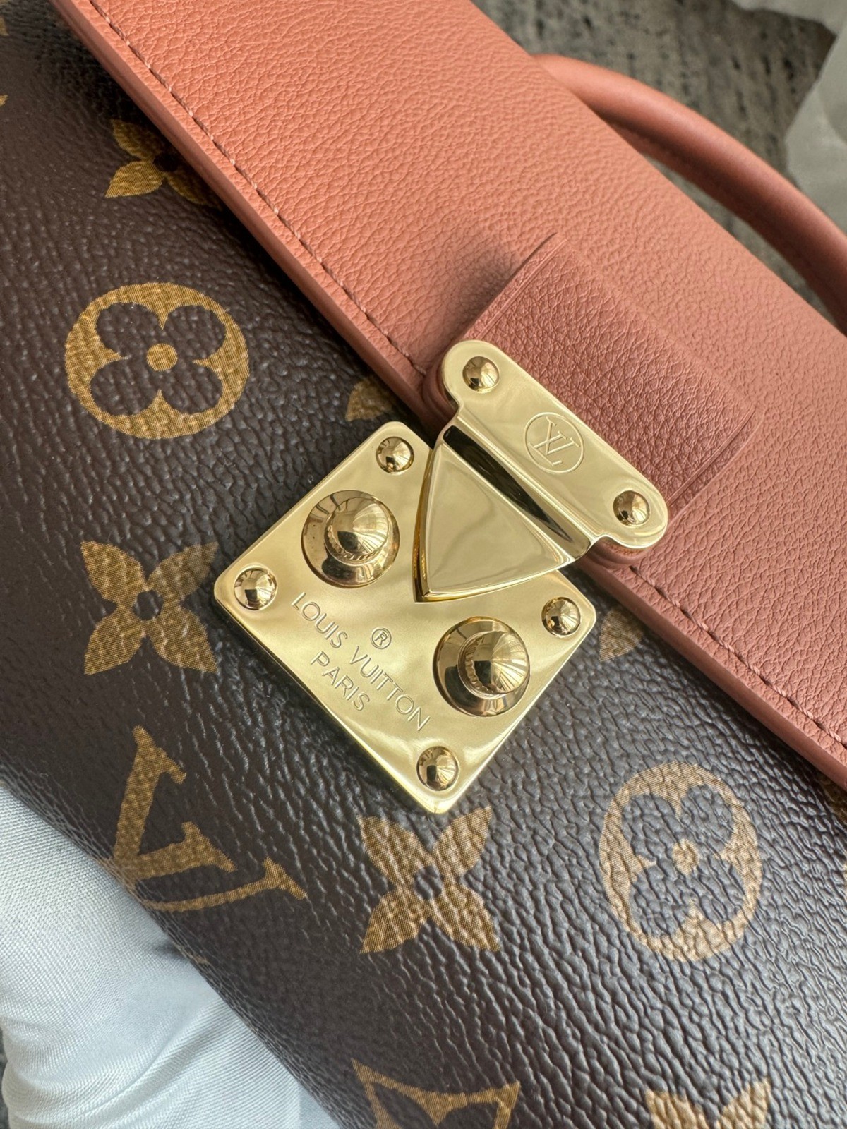 M28288 Madeleine BB手袋_14