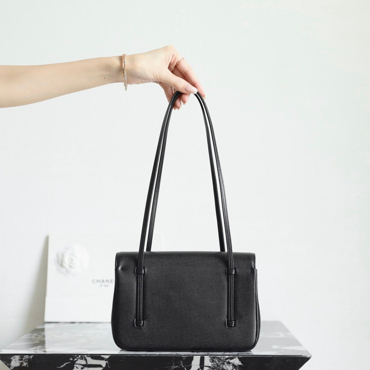 26P春夏皮肩帶小號口蓋包黑色_9