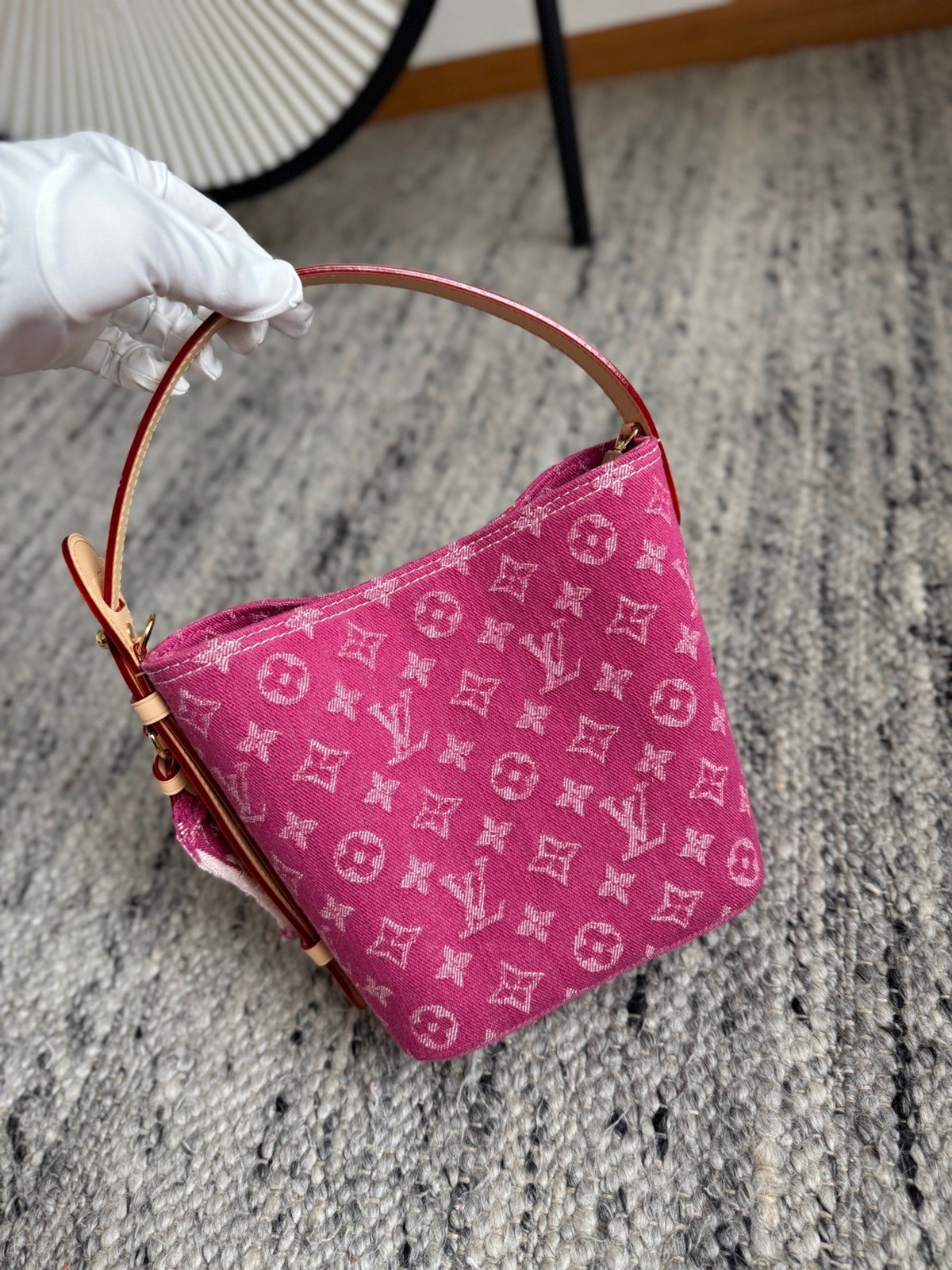 M27626All In BB牛仔水桶包_10