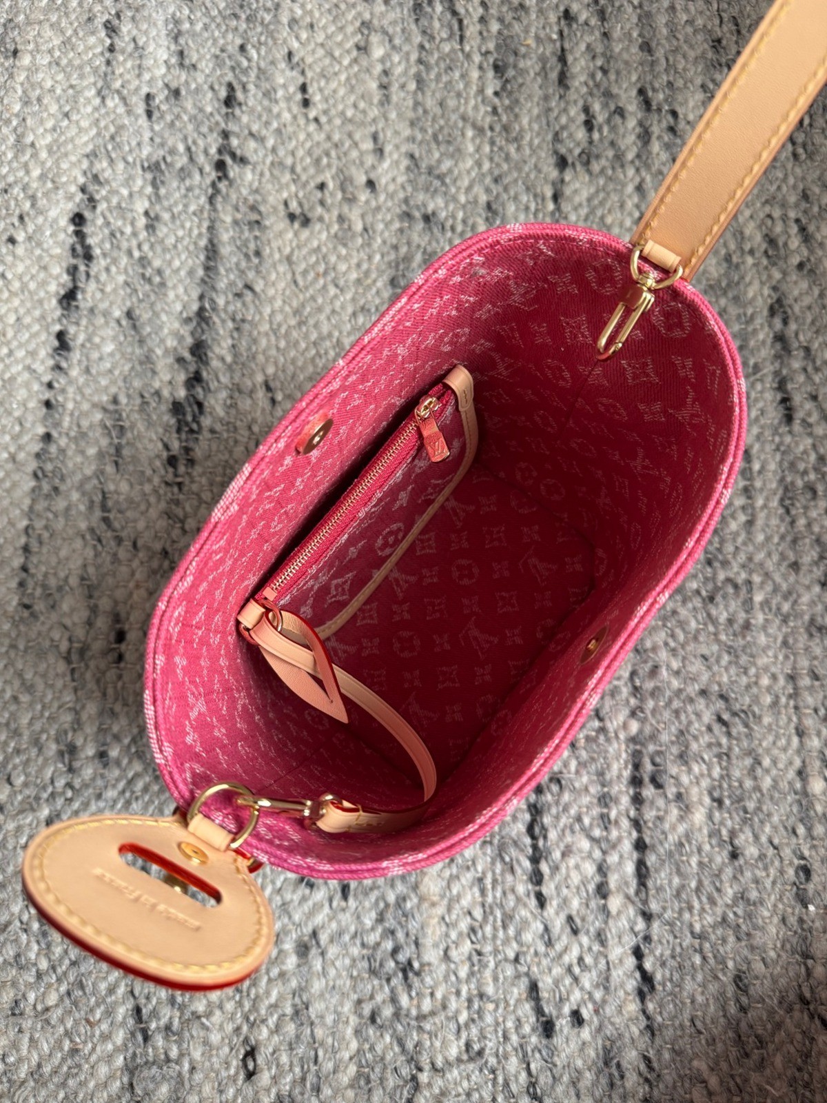 M27626All In BB牛仔水桶包_5