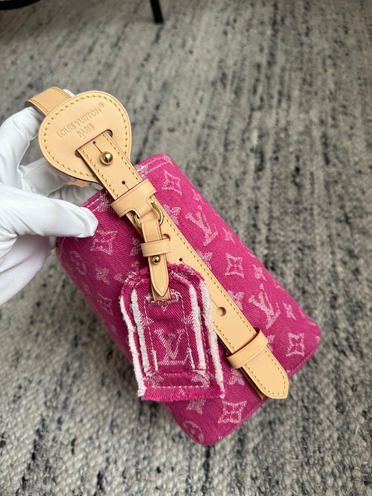 M27626All In BB牛仔水桶包_14