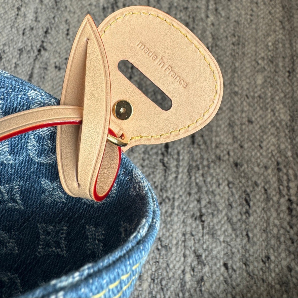 M28107All In BB丹寧牛仔水桶包_13