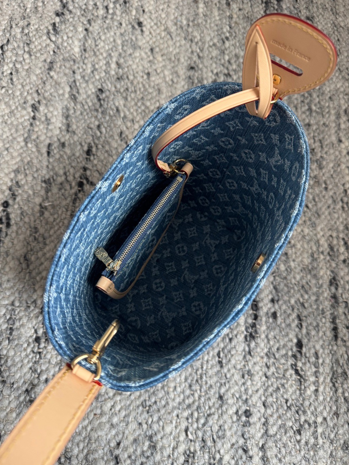 M28107All In BB丹寧牛仔水桶包_5