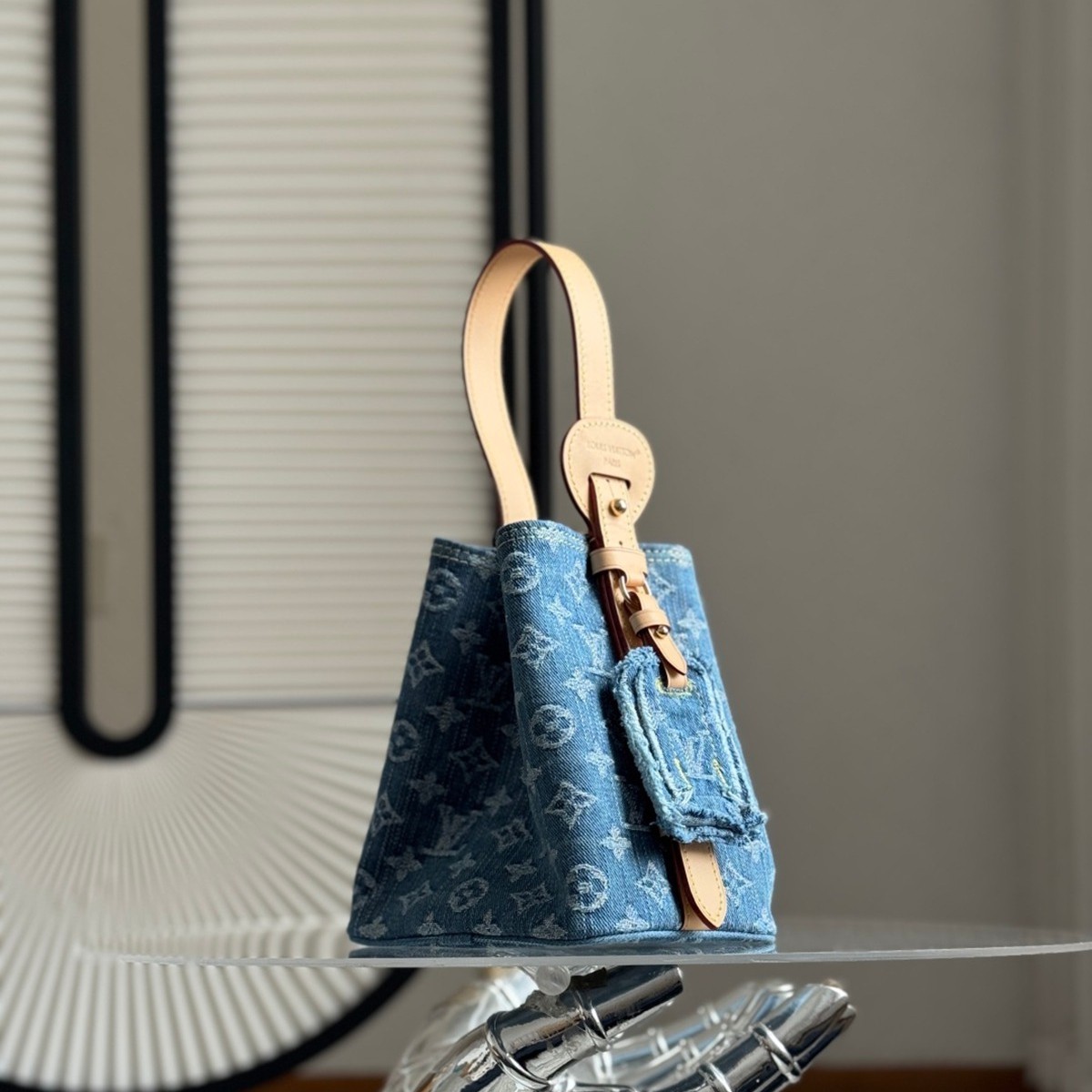 M28107All In BB丹寧牛仔水桶包_4