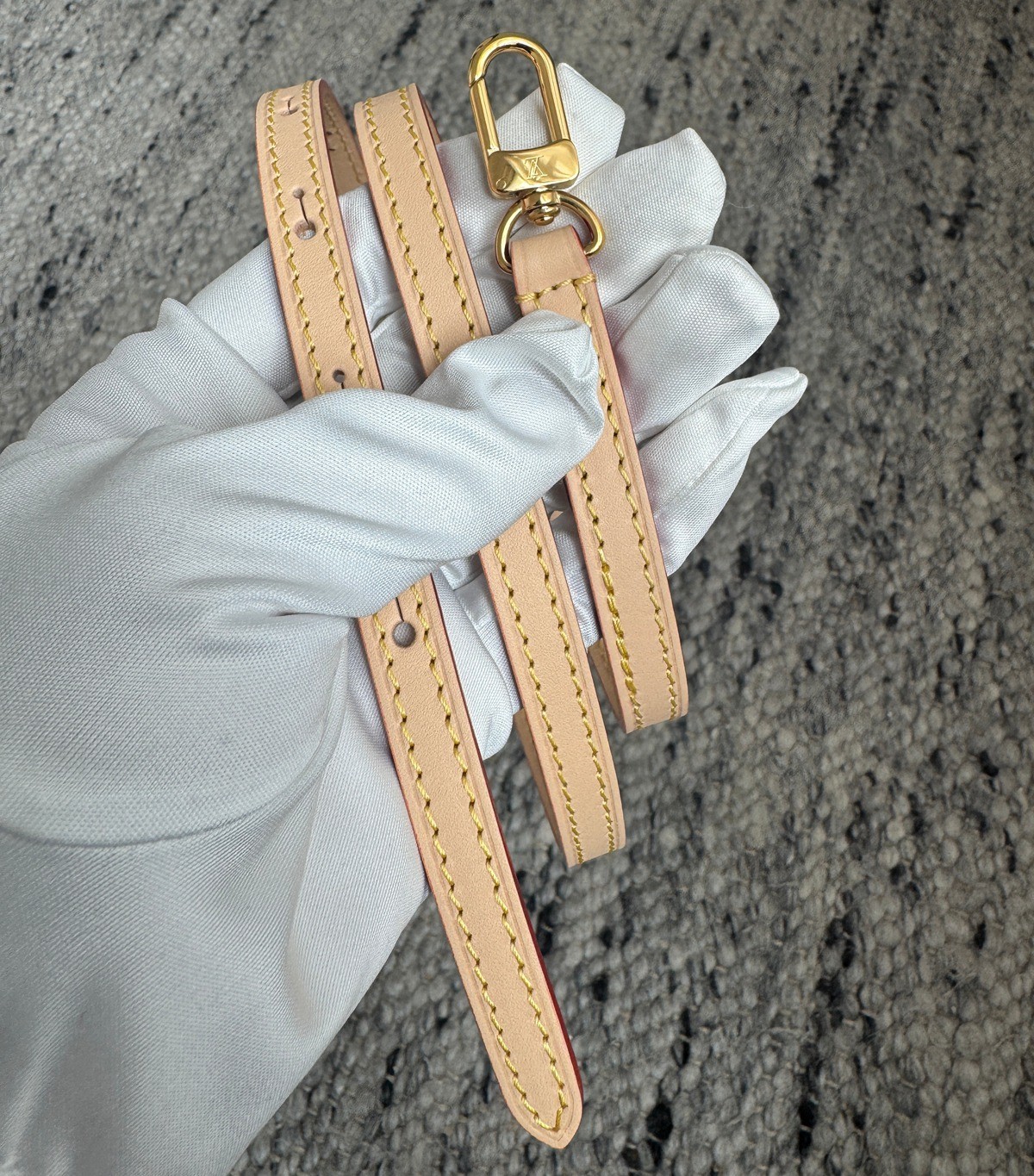 M46990 Alma BB貝殼包_10