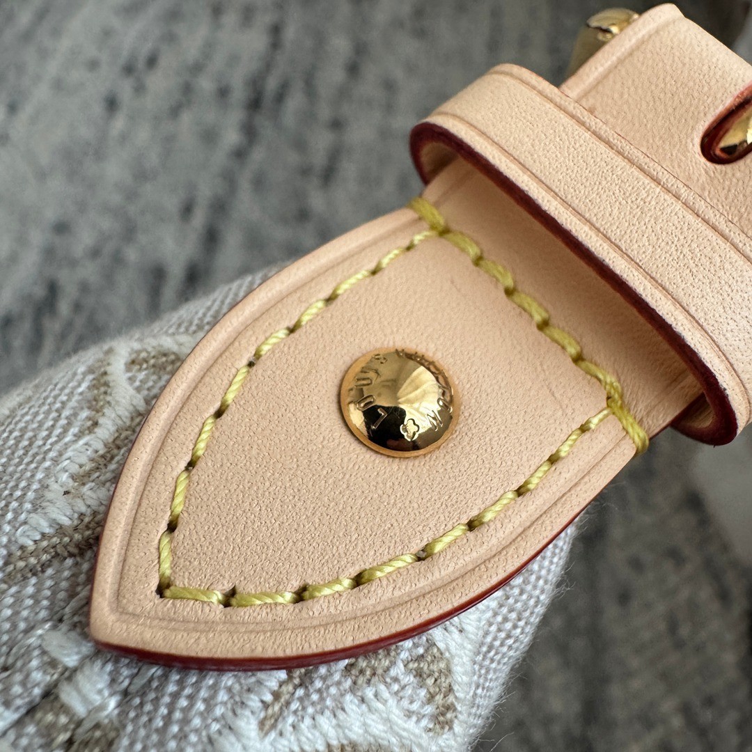 M29879 Pochette Hills刺繡飯盒包_11