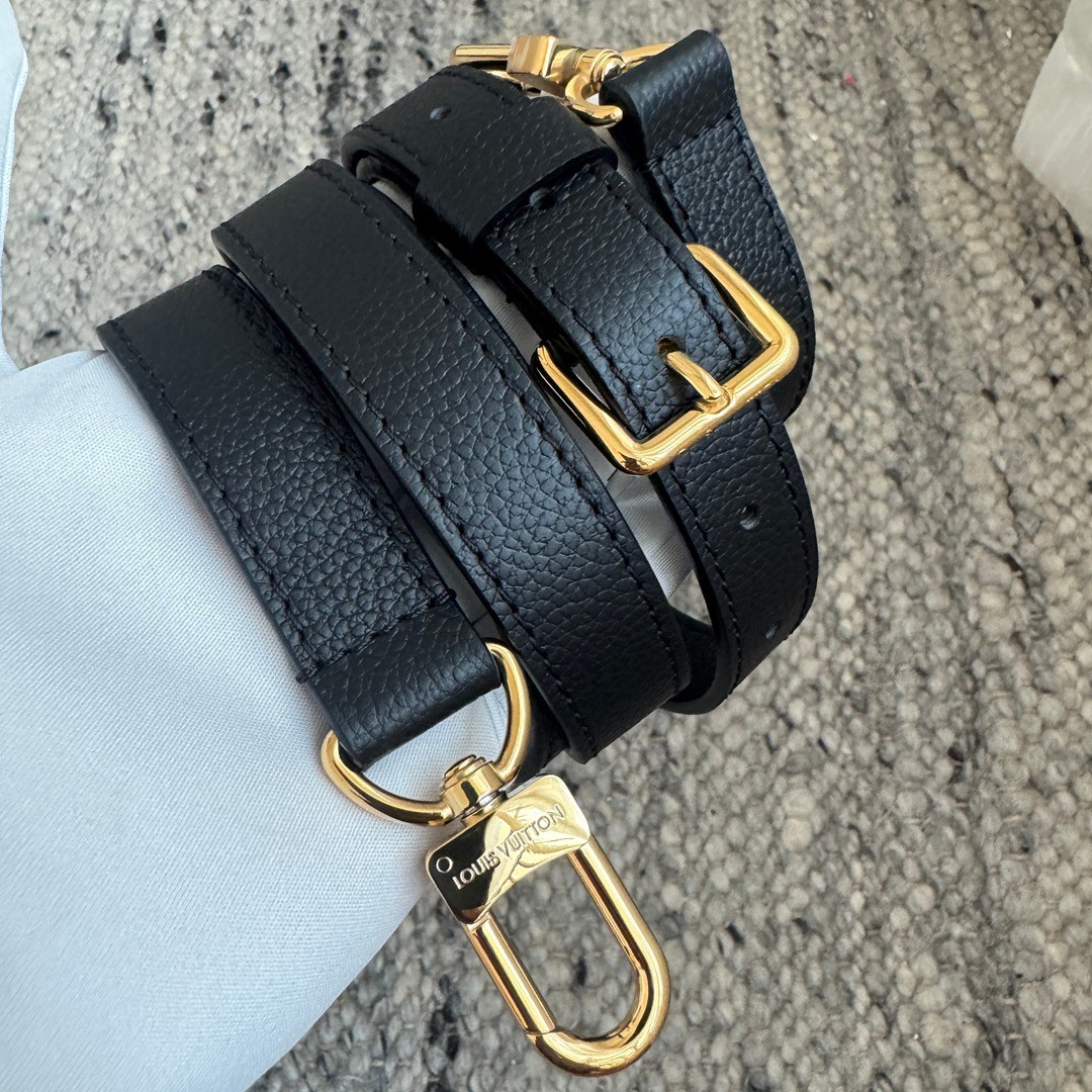 M29783 PochetteMetis Soft PM黑金_9