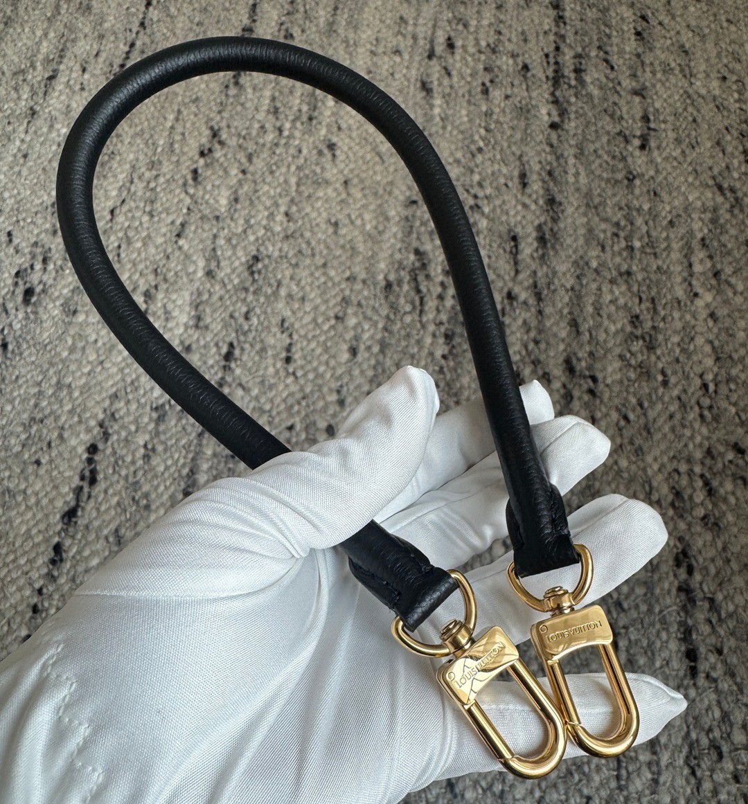 M29783 PochetteMetis Soft PM黑金_11