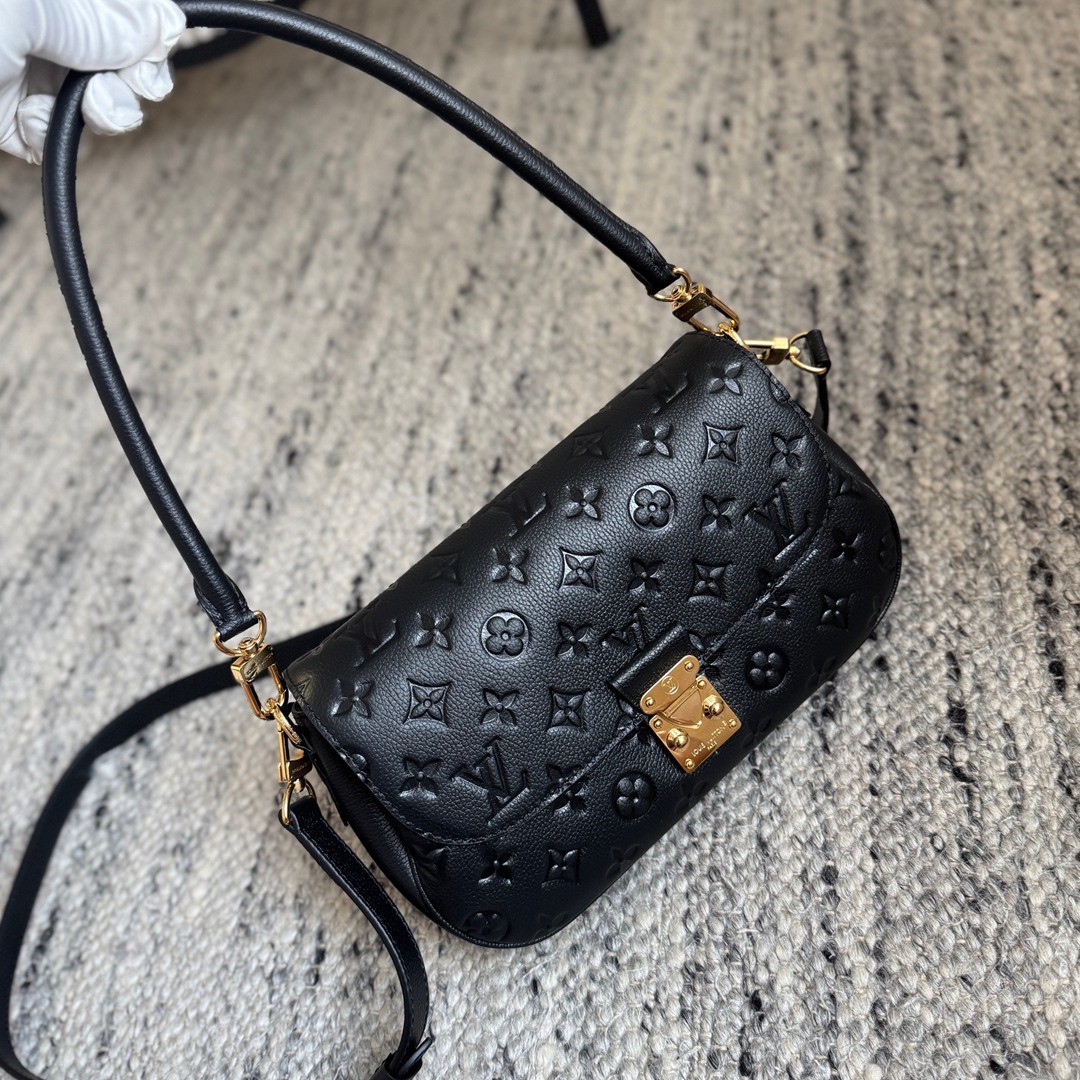 M29783 PochetteMetis Soft PM黑金_16