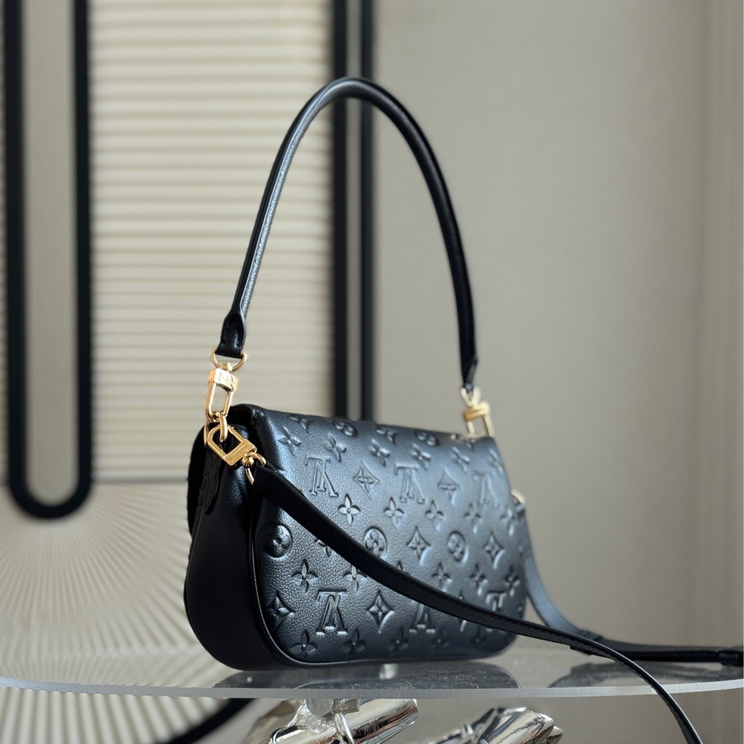 M29783 PochetteMetis Soft PM黑金_14