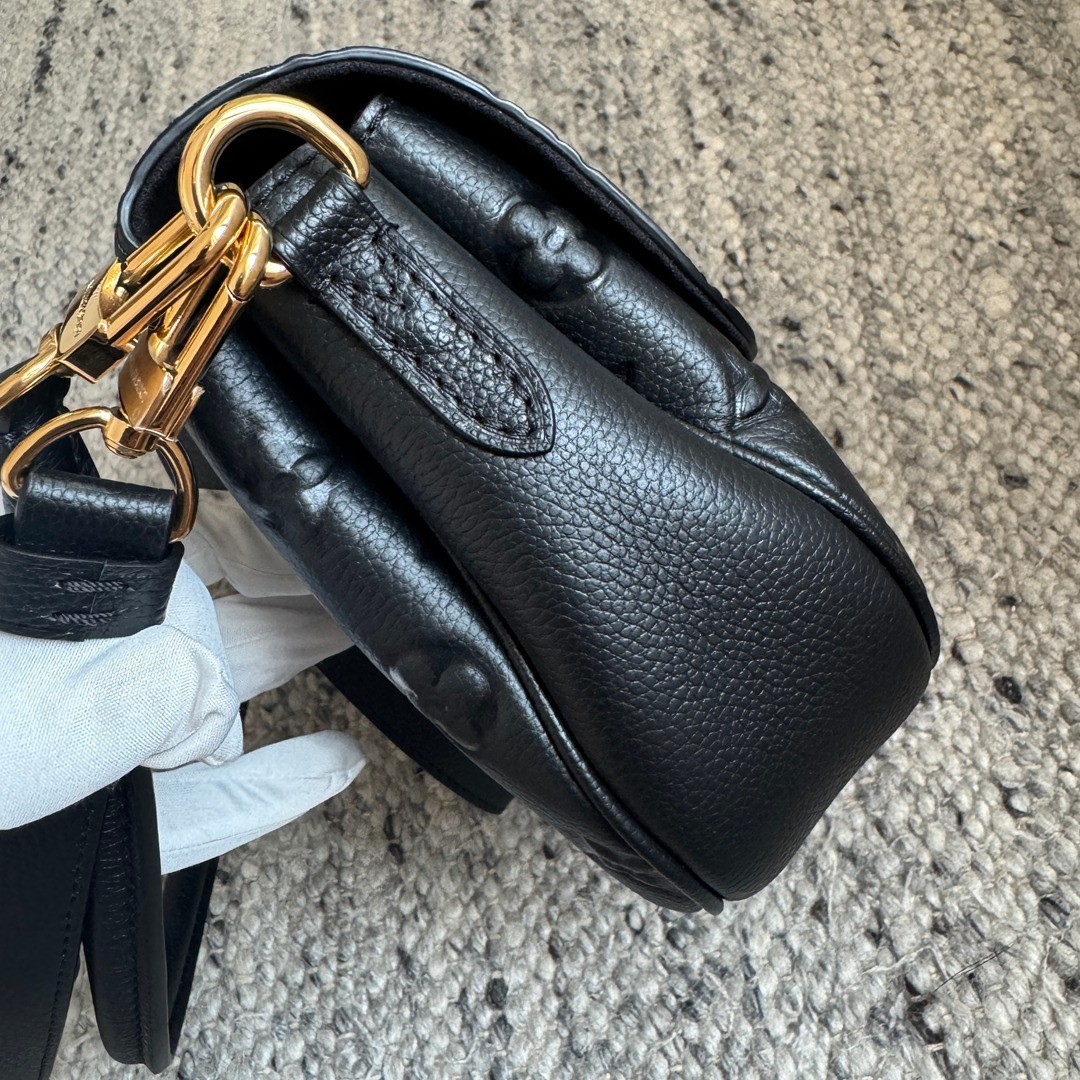 M29783 PochetteMetis Soft PM黑金_18