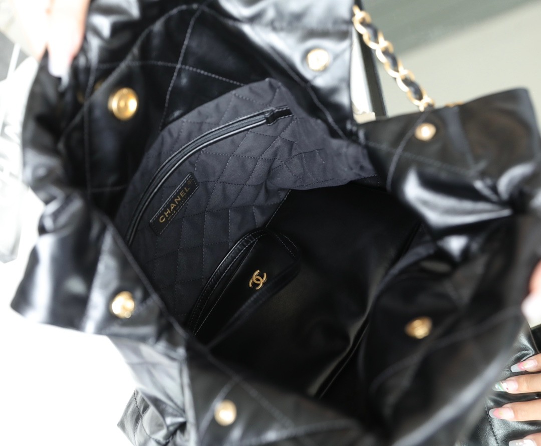 小香 22Bag 小號 黑牛皮_7