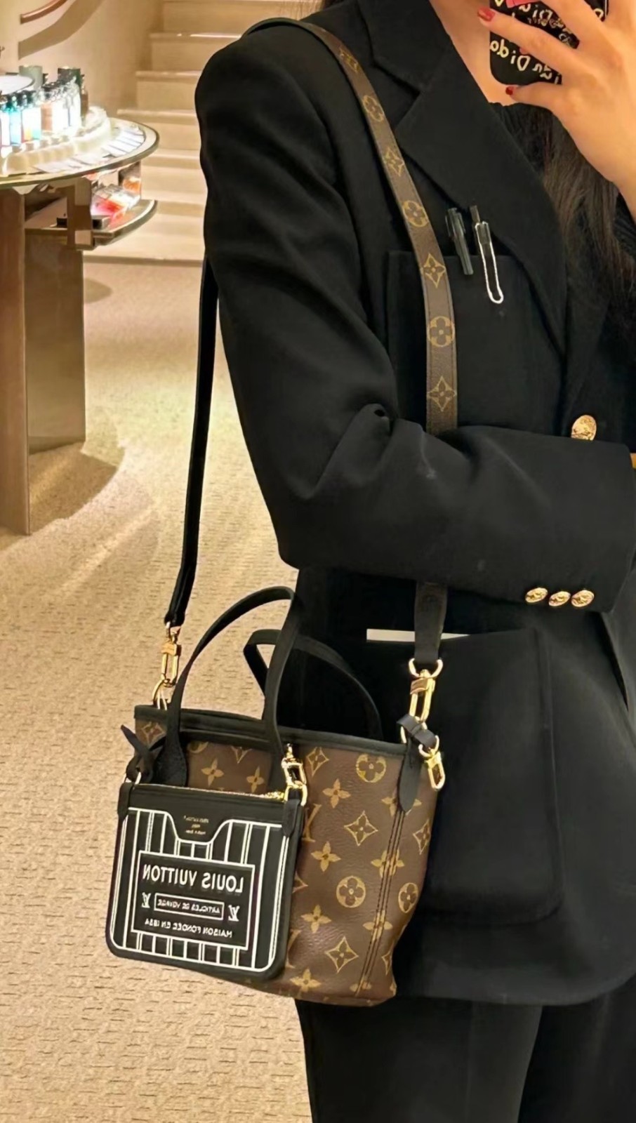 M12099 Neverfull Bandoulière Inside Out BB黑色_3