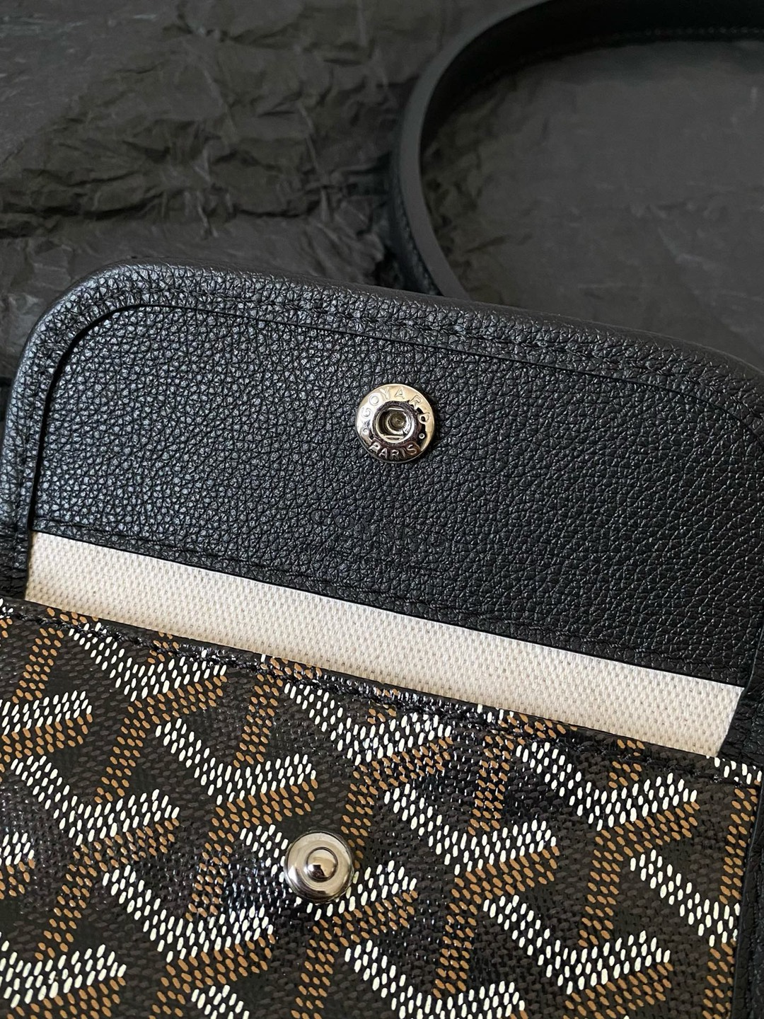 Hobo Mini拉鏈托特黑色_3