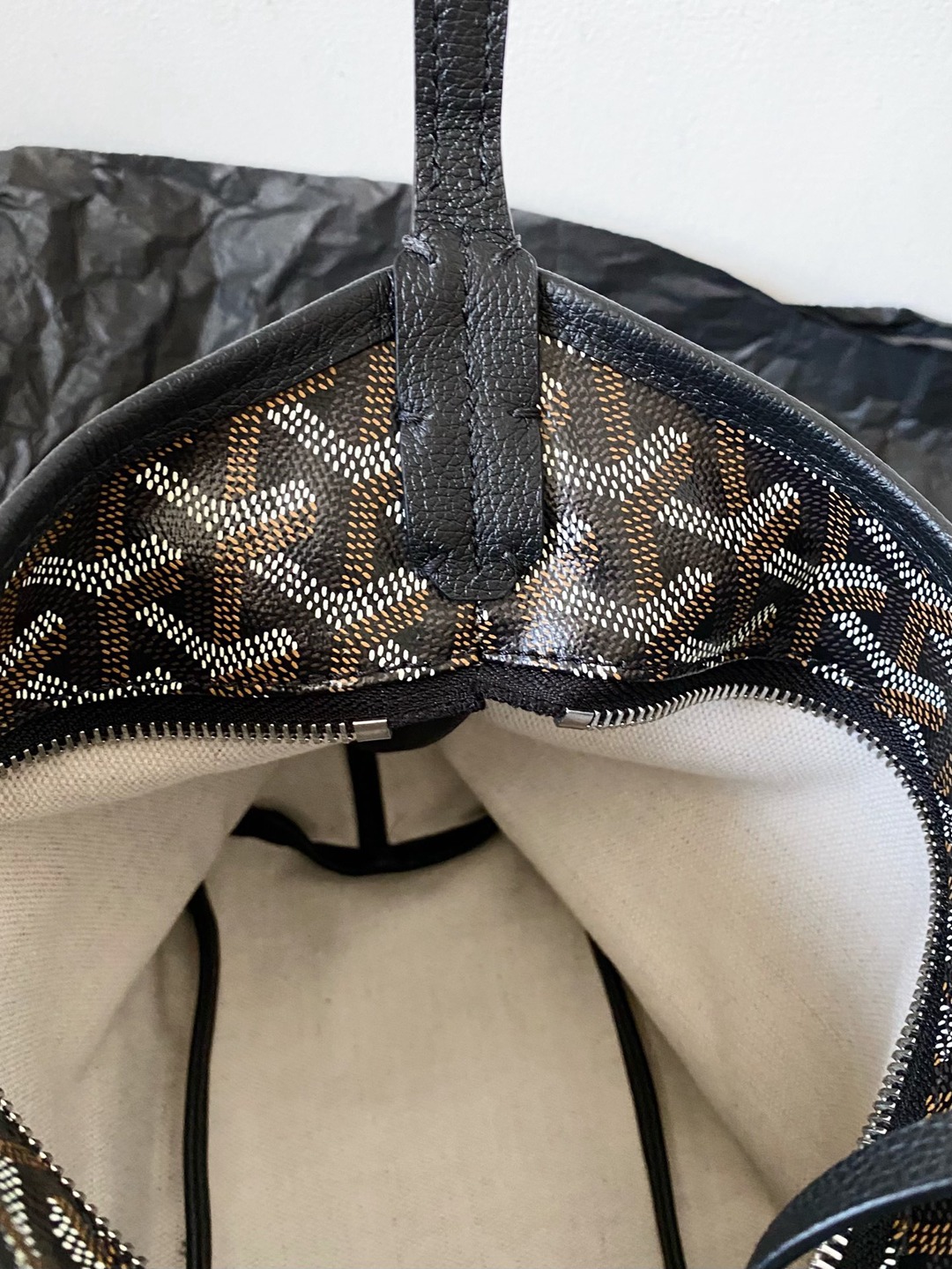 Hobo Mini拉鏈托特黑色_4