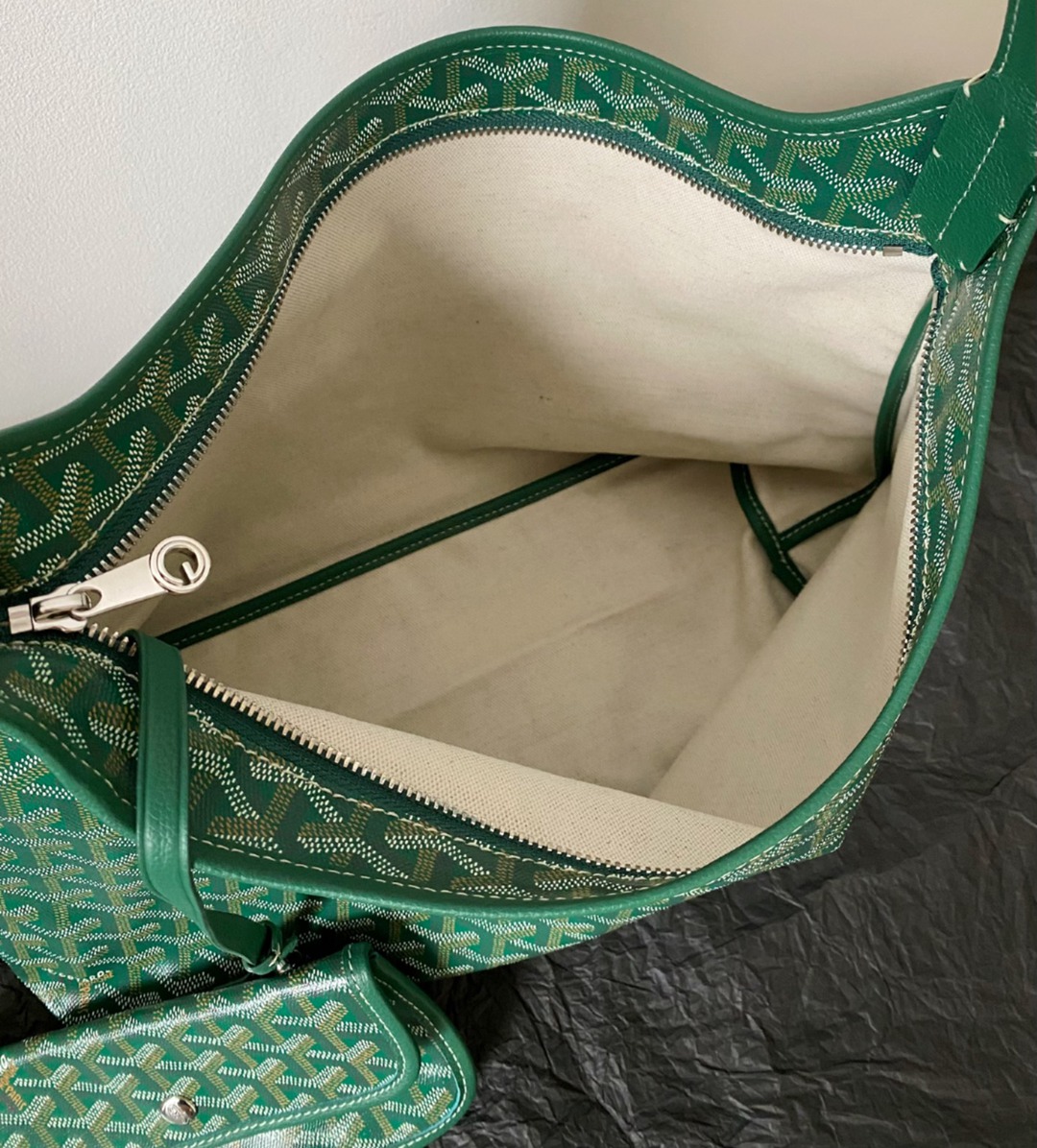 Boheme Hobo綠色紅愛心_8