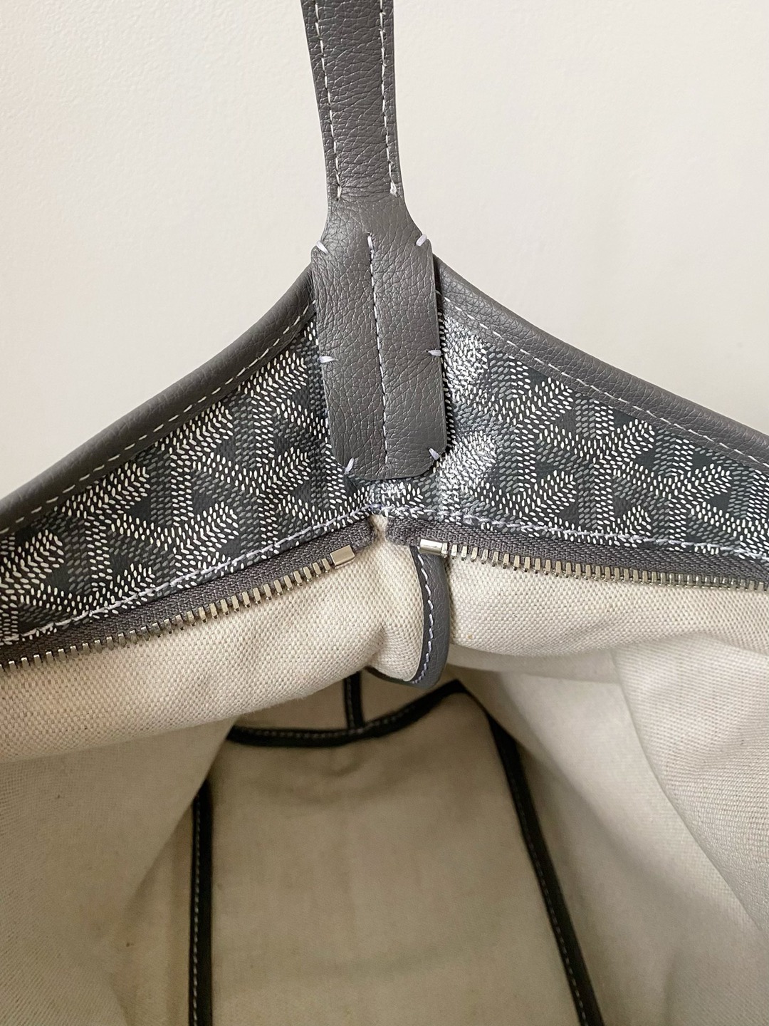 Boheme Hobo灰色紅愛心_4