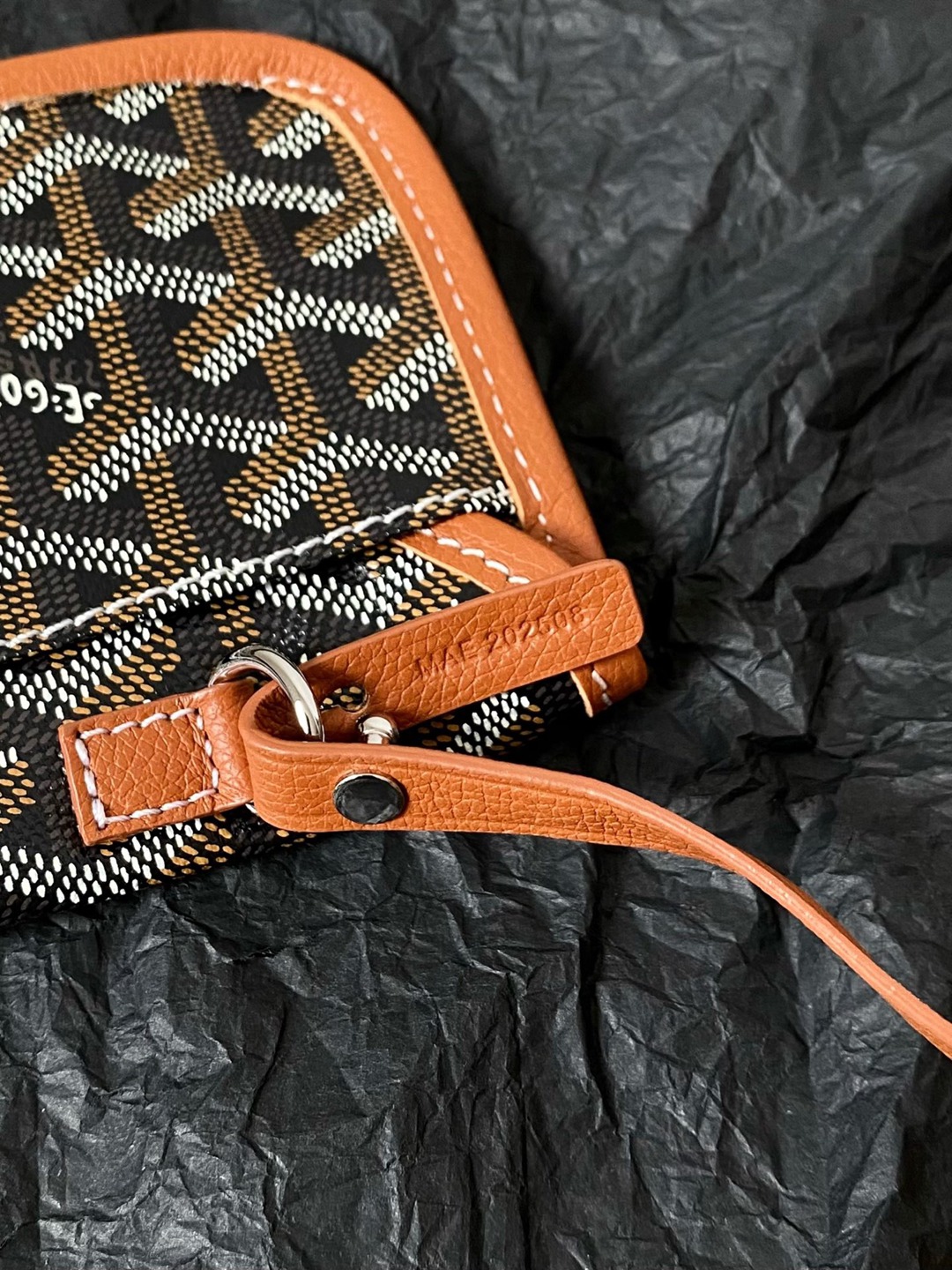 Boheme Hobo灰色棕紅愛心_8