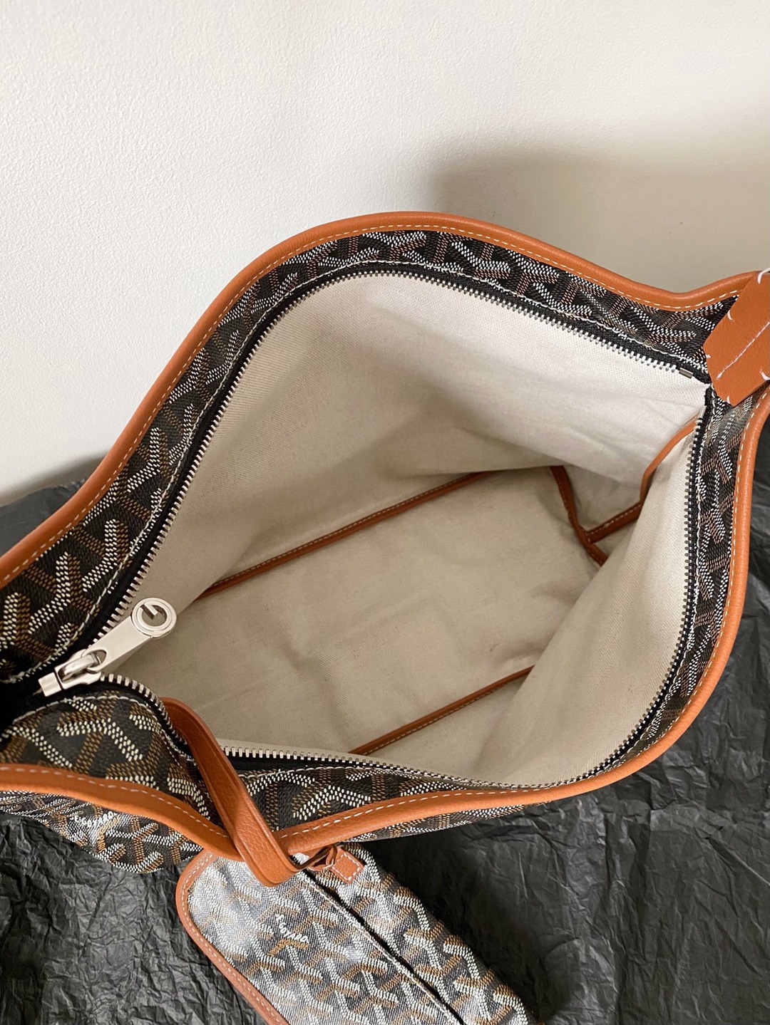 Boheme Hobo灰色棕紅愛心_9