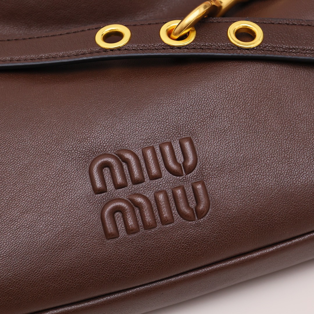 25羊皮腋下包石楠木_5