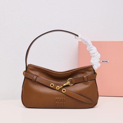 25羊皮腋下包棕色