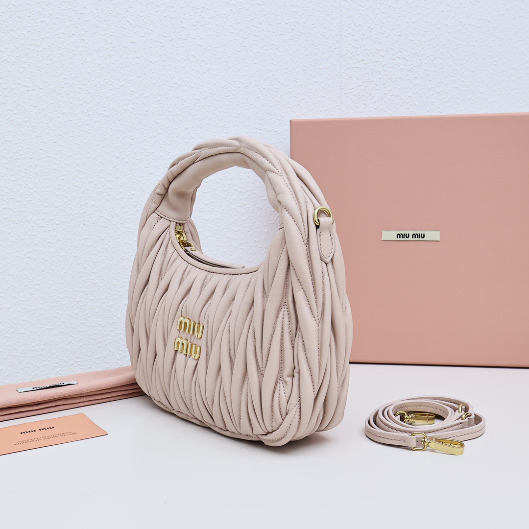 Wander Matelassé Hobo半月包褶皺包裸粉色_2