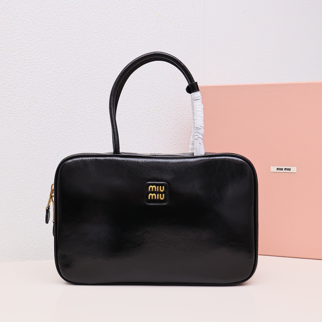 Beau油蠟皮公事包黑色_1