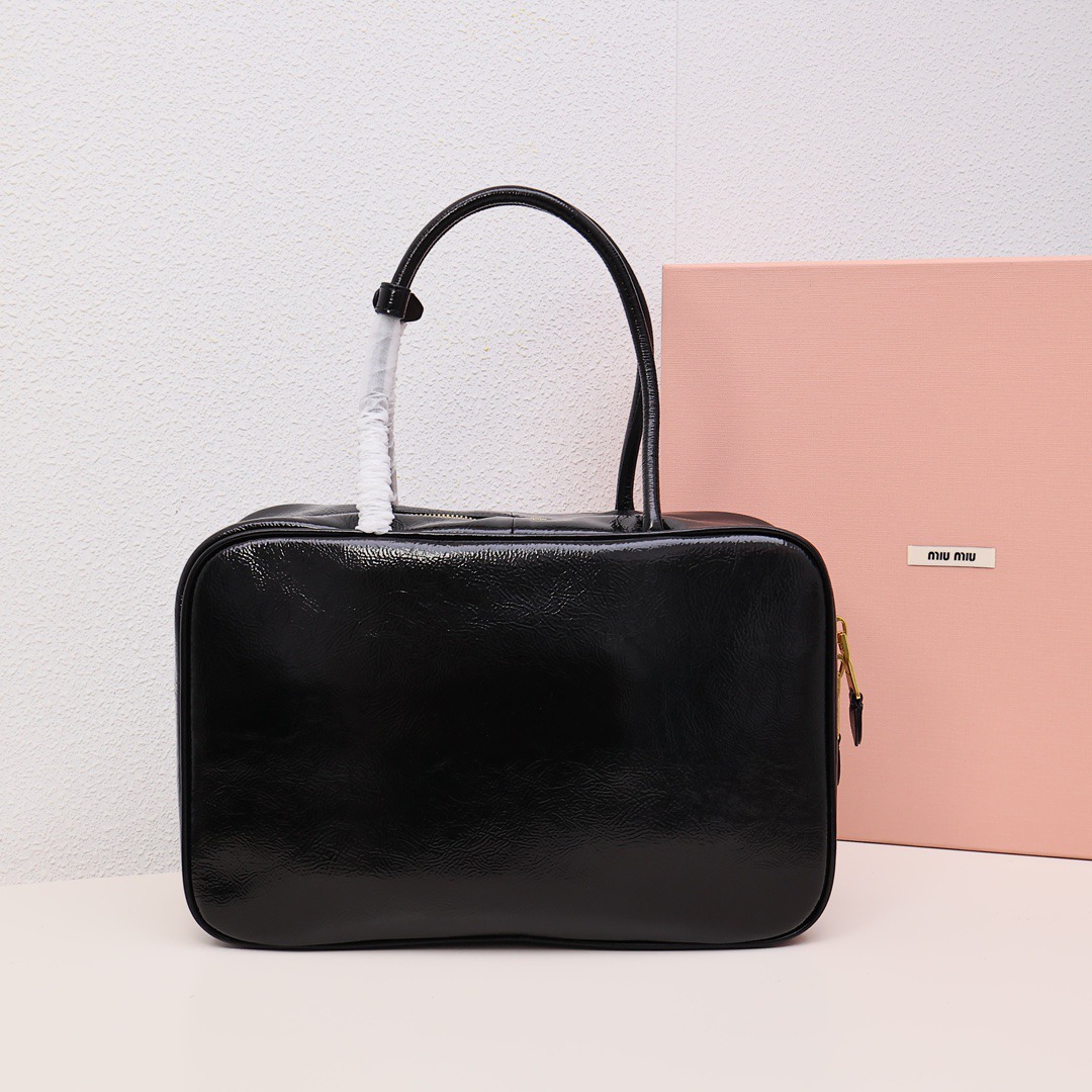 Beau油蠟皮公事包黑色_3