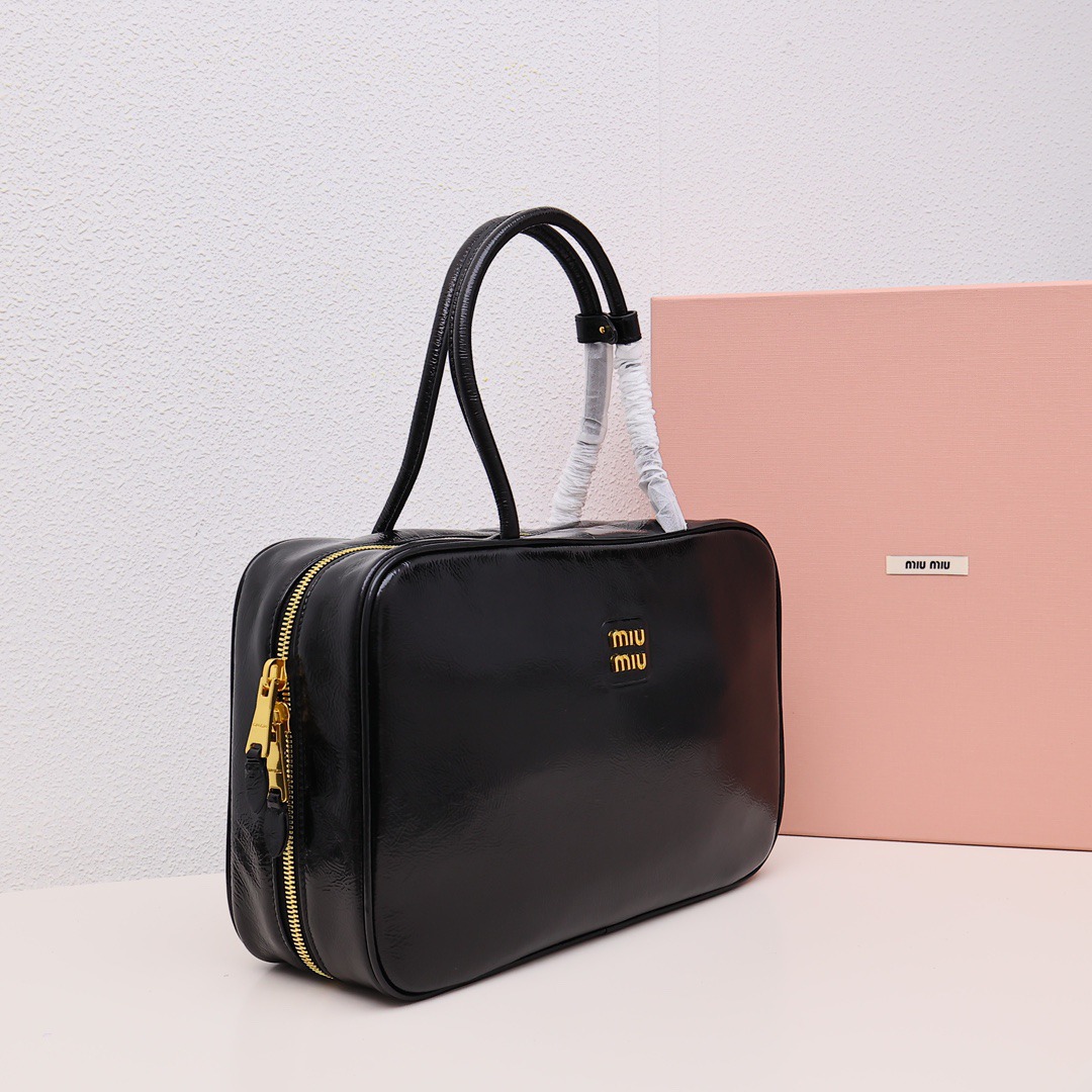 Beau油蠟皮公事包黑色_8