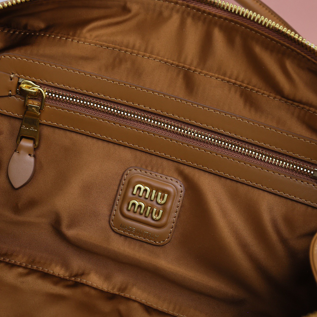 Beau小號公事包幹邑色_6