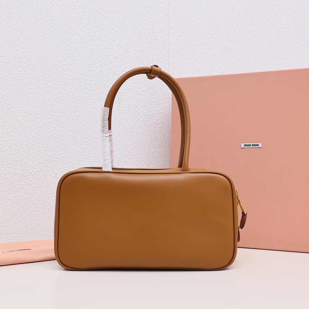 Beau小號公事包幹邑色_2