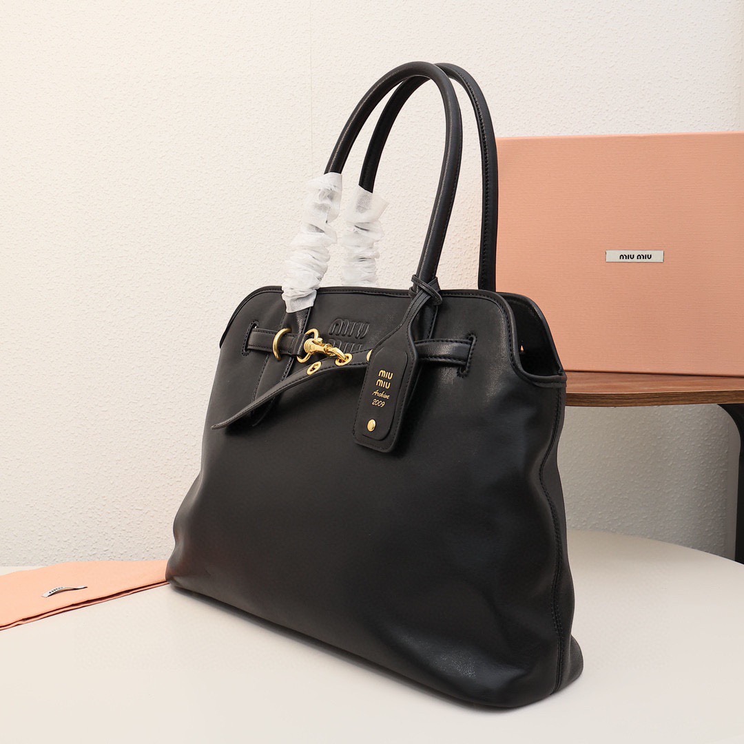 Aventure羊皮中號黑色_7