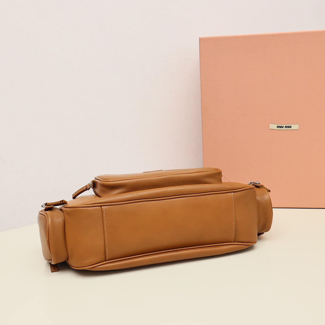 Pocket機車包復古色焦糖色_4