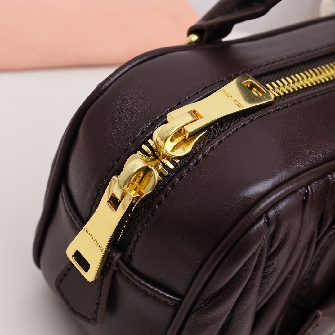 Arcadie褶皺保齡球包勃艮第_6