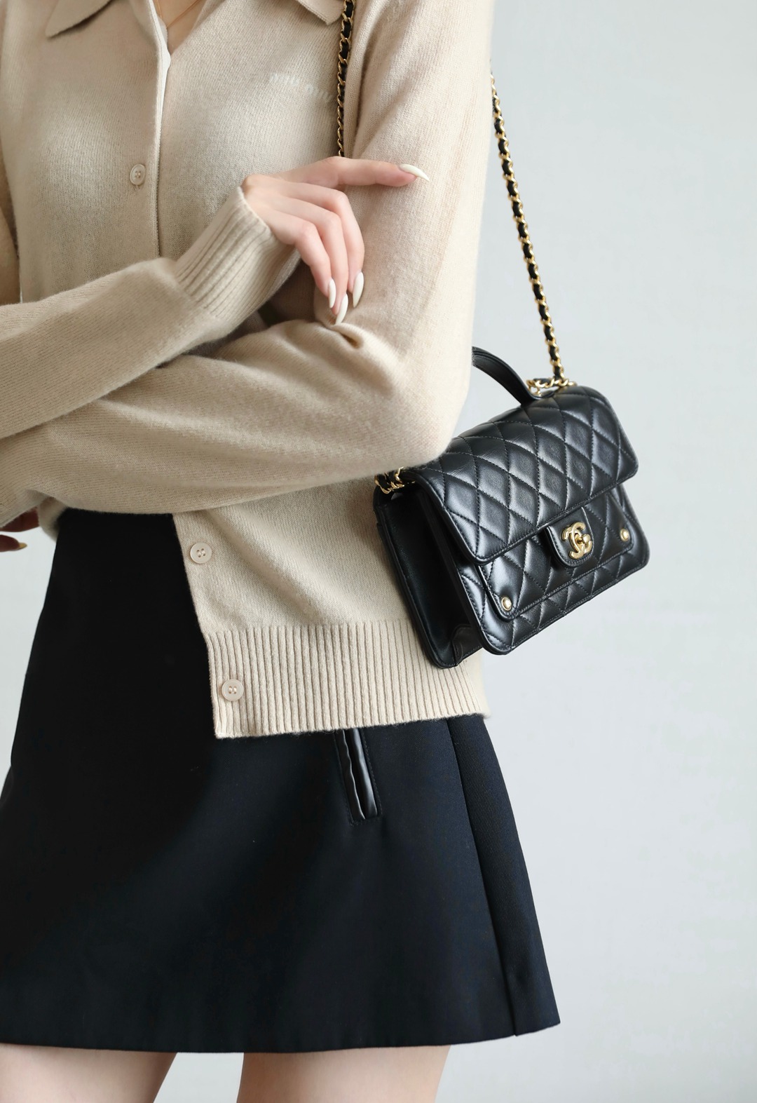 25B秋冬鉚釘Mini郵差包黑色_12