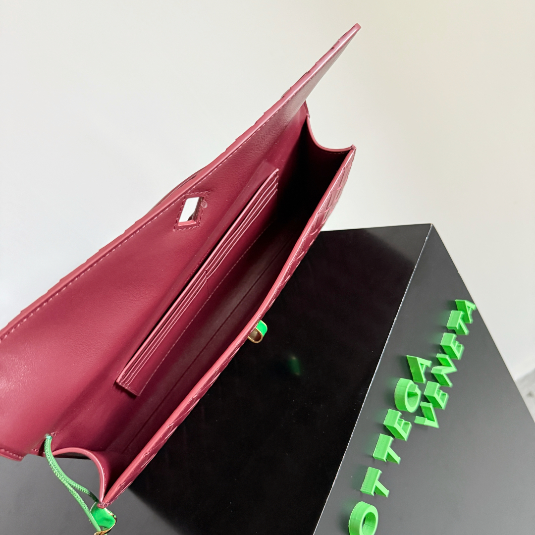 836810手拿包 巴羅紅色_10