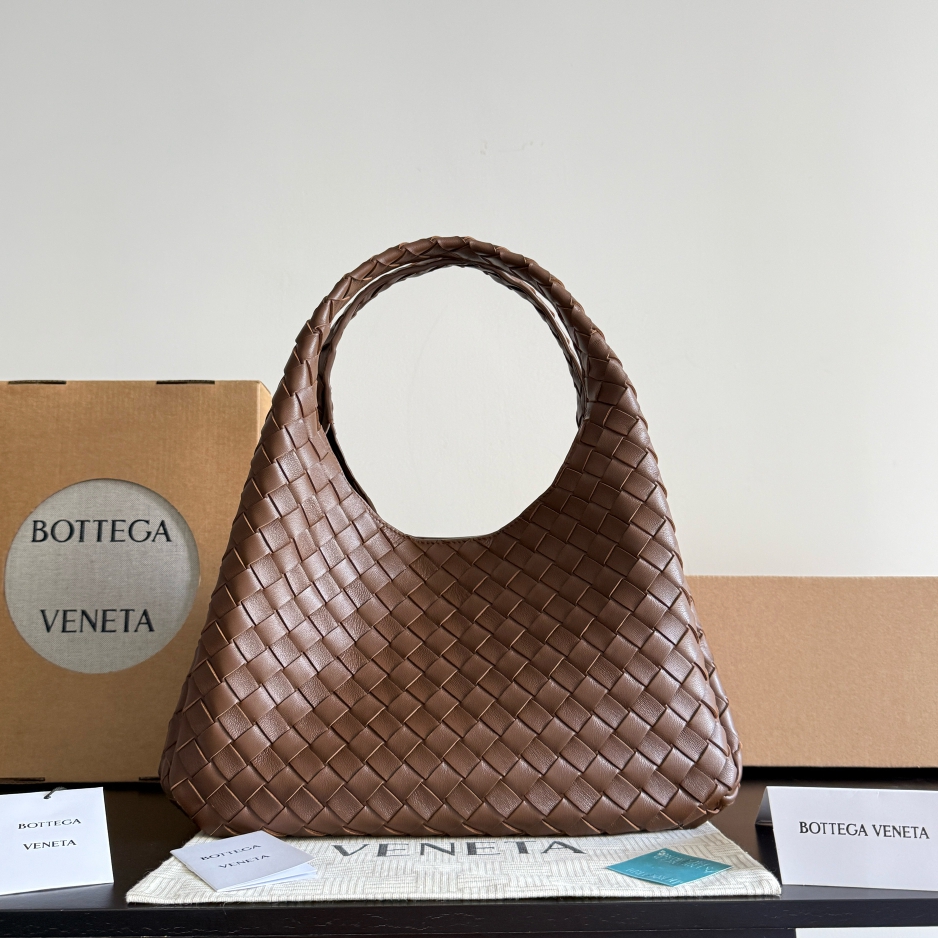 844249 Campana肩背包小號 榛果棕_1