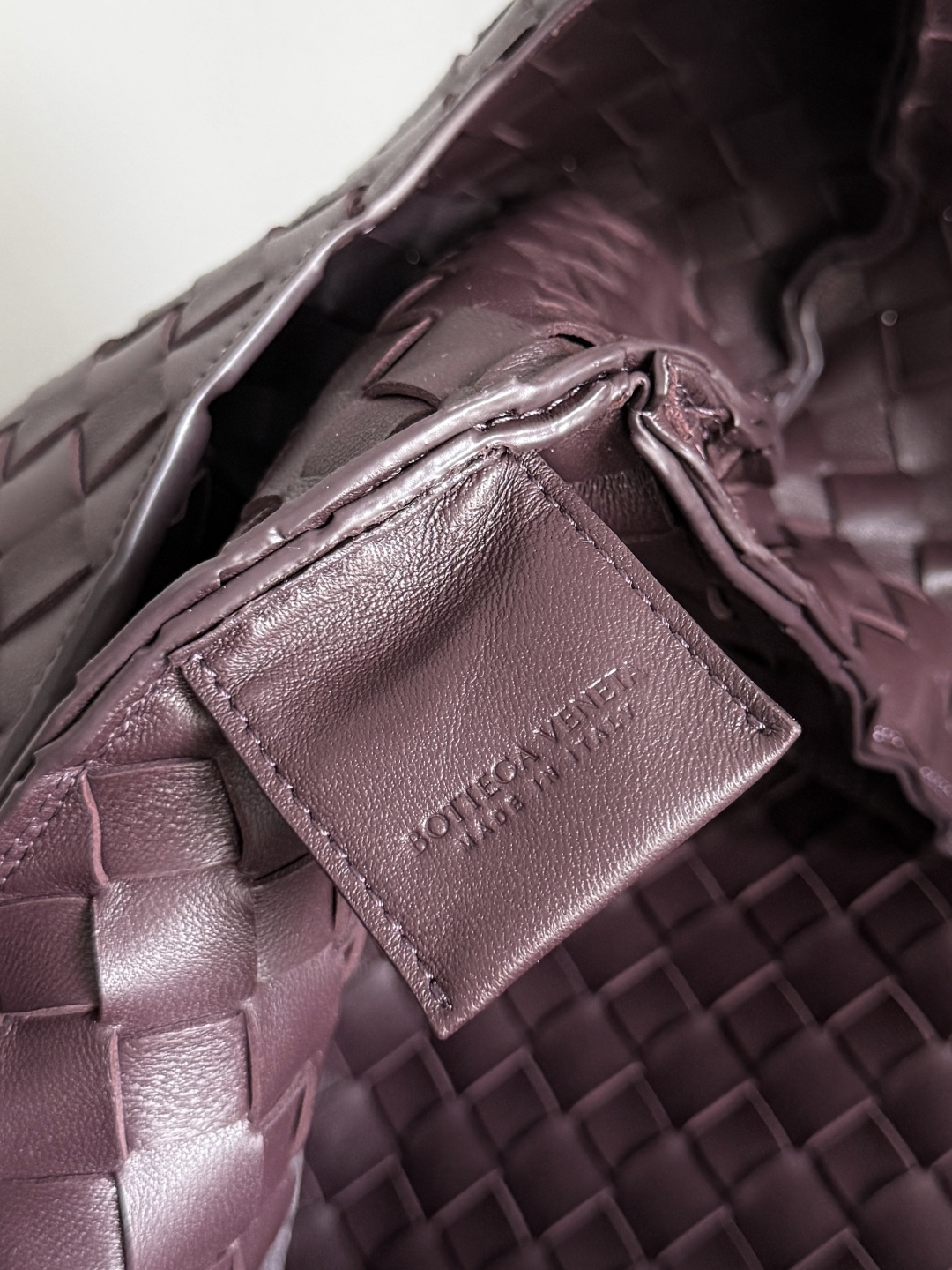 844250 Campana肩背包大號深巴羅紅_8