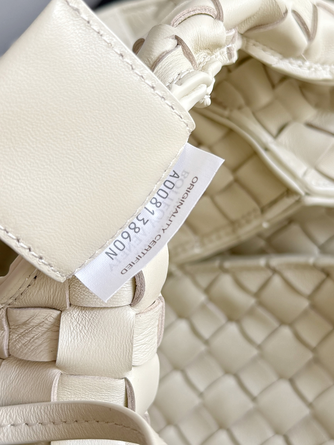 844250 Campana肩背包大號 海鹽色_8