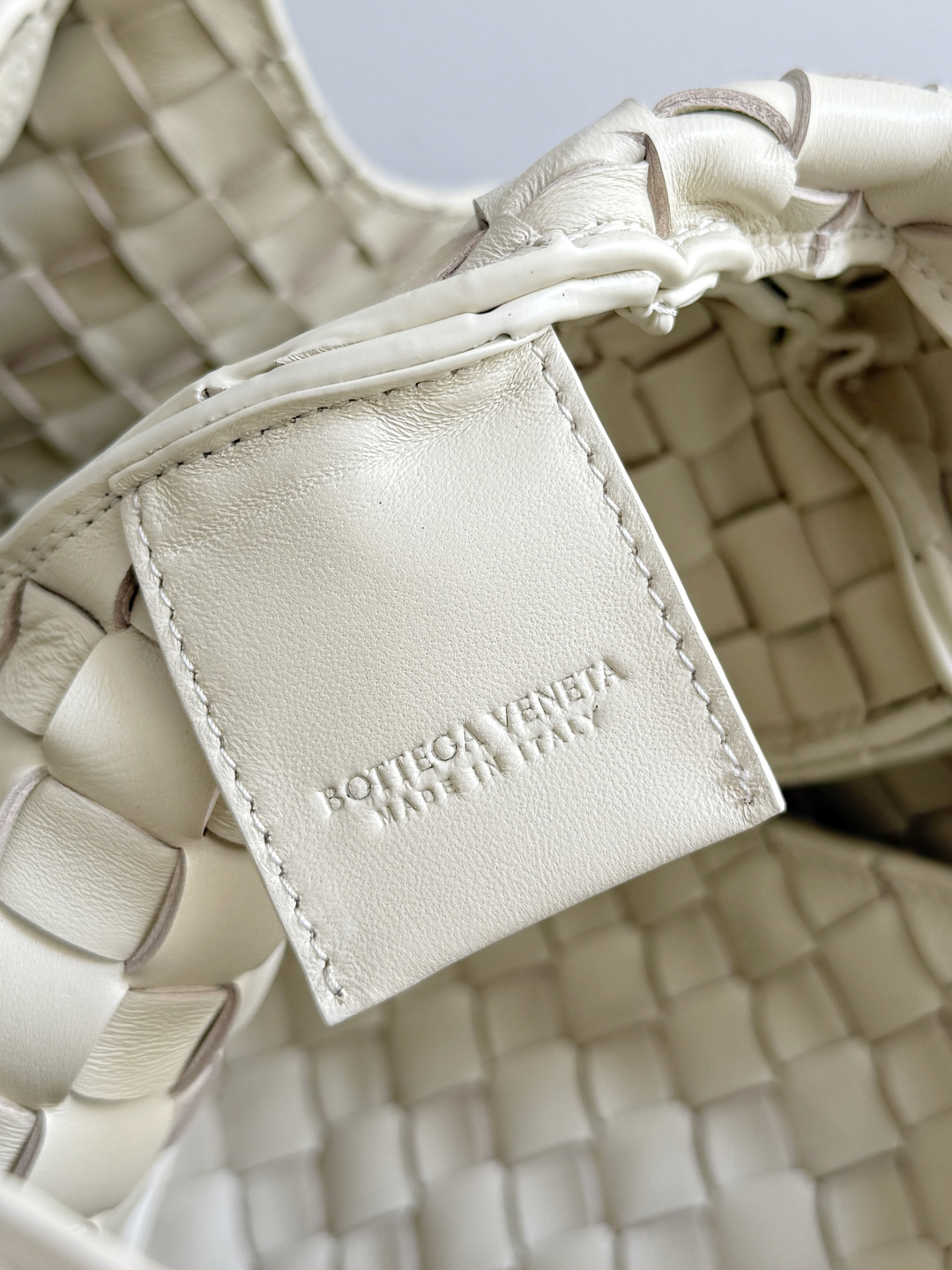 844250 Campana肩背包大號 海鹽色_9