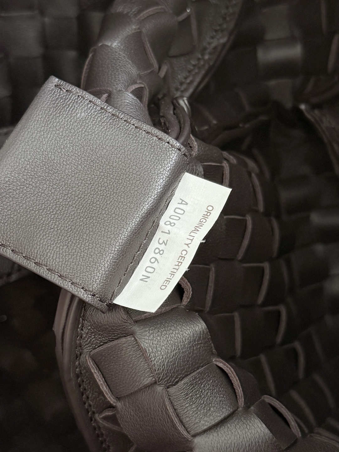 844250 Campana肩背包大號 黑棕色_9