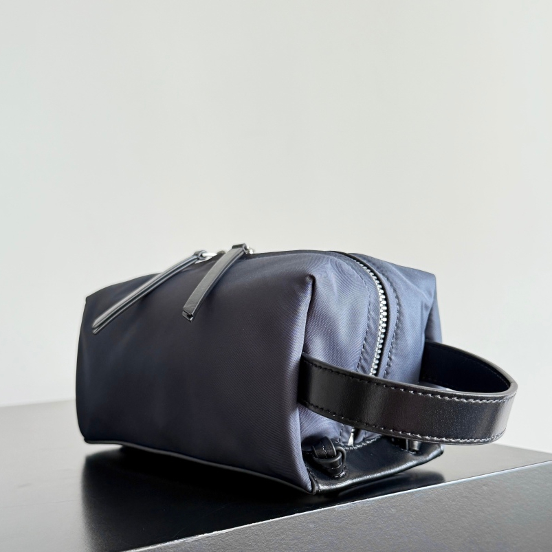 806369帆布洗漱包暗影灰/黑色_9