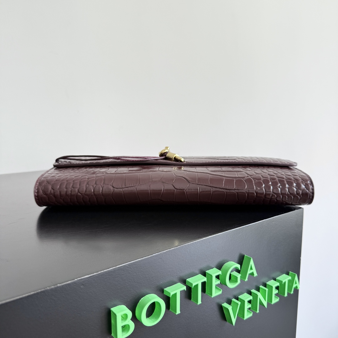 741511手拿晚宴包 鱷魚紋茜棕紅色_5