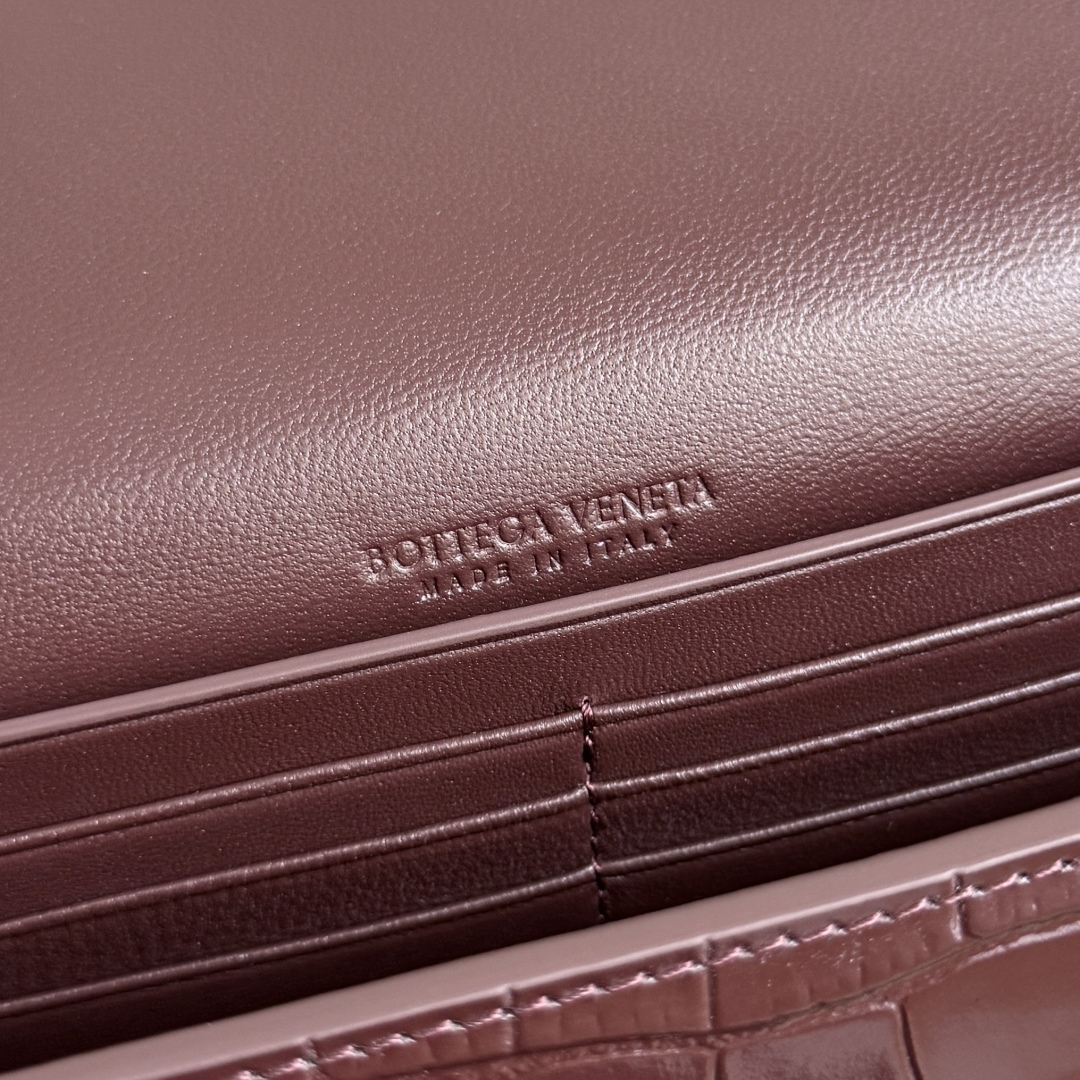 741511手拿晚宴包 鱷魚紋茜棕紅色_9