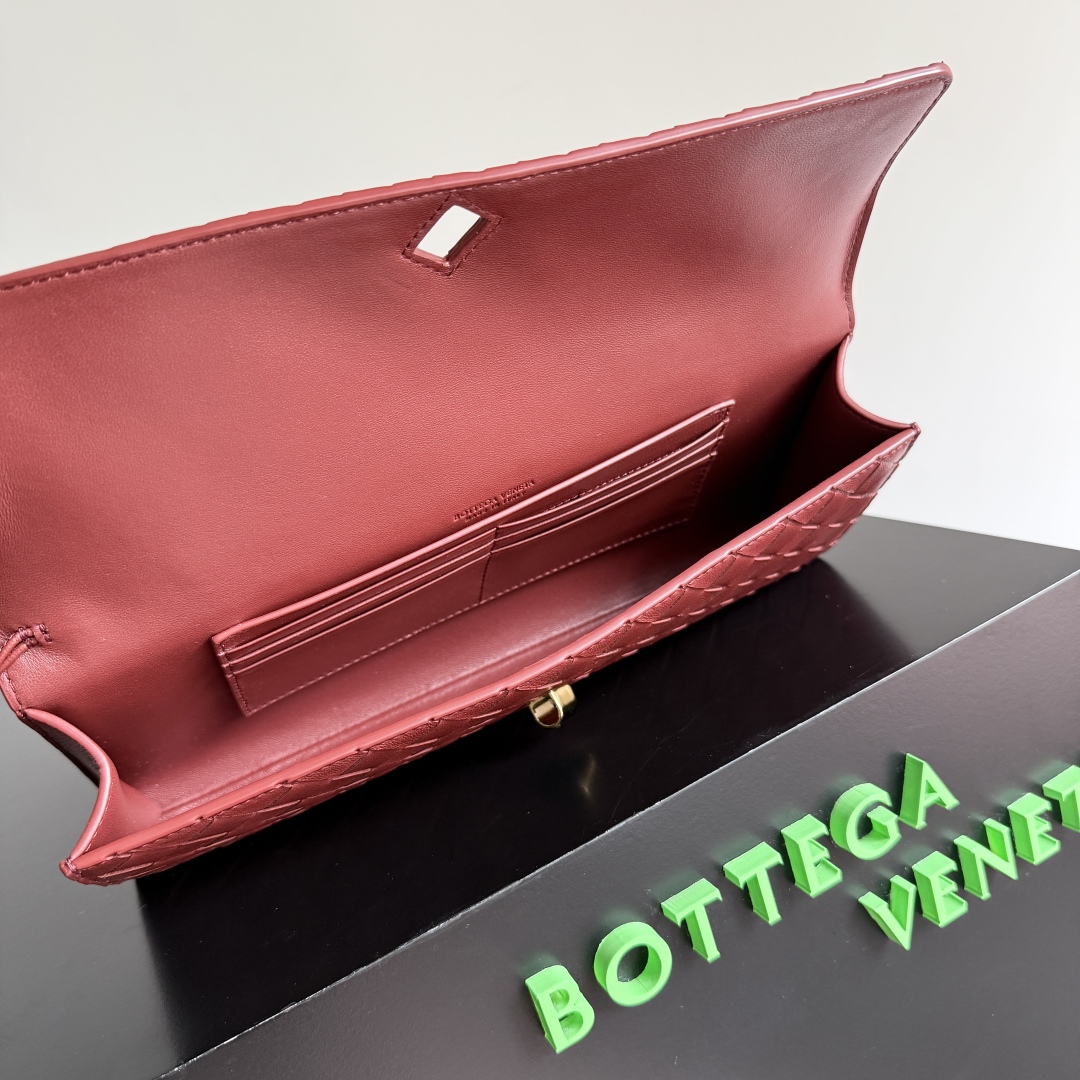 741511手拿晚宴包 新色～沙比利紅色_10