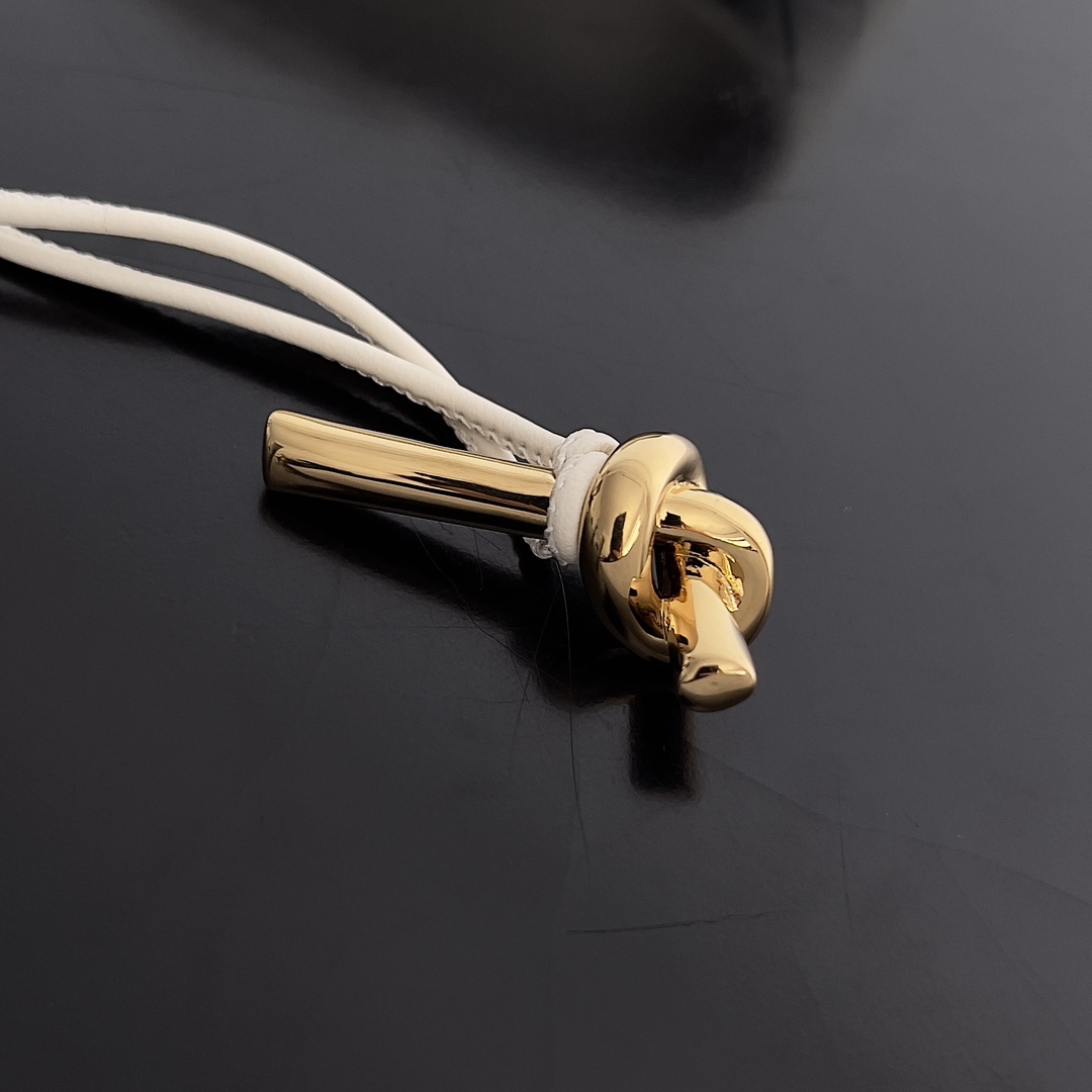 741511手拿晚宴包 海鹽色_8