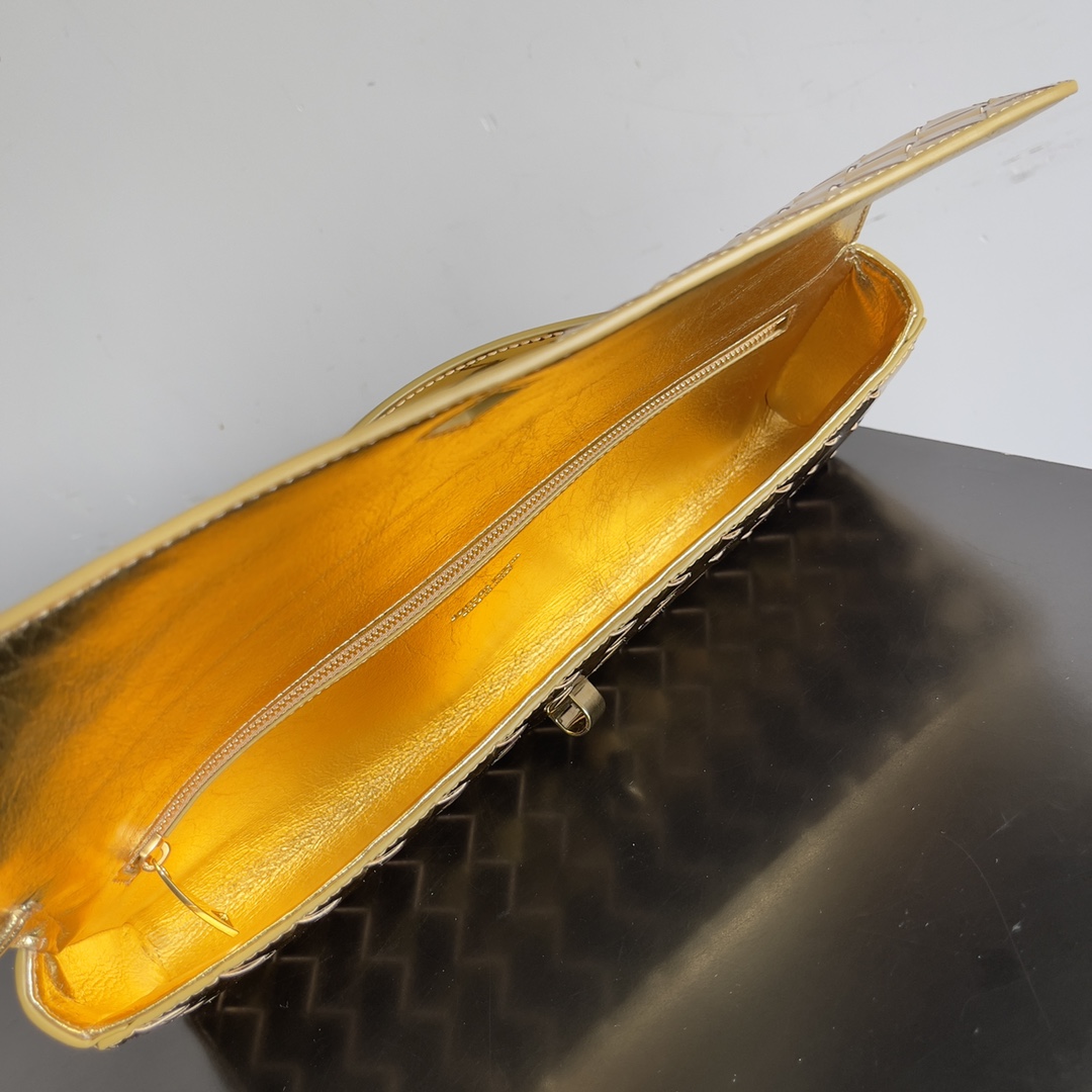 741511手拿晚宴包 金色大號出_10