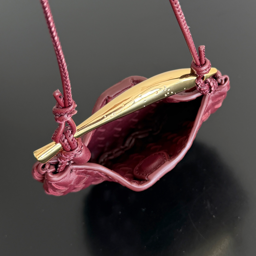 836834沙丁魚包 巴羅紅_9