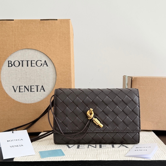 836940 Andiamo 黑棕色_1