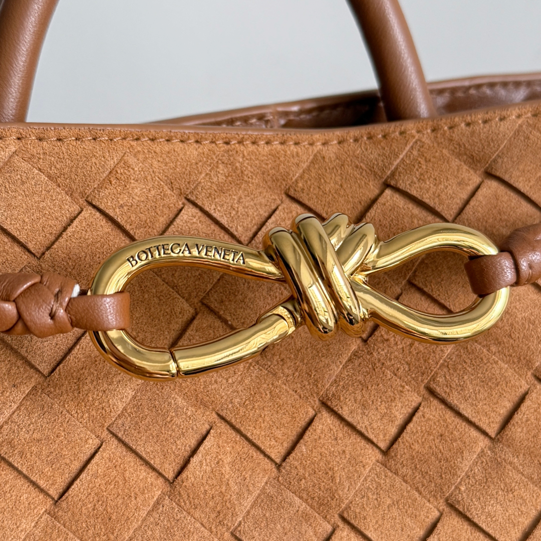 743568 Andiamo蝴蝶結小號 反絨琥珀棕_6